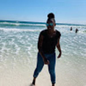 Meet your Posher, Chellevea